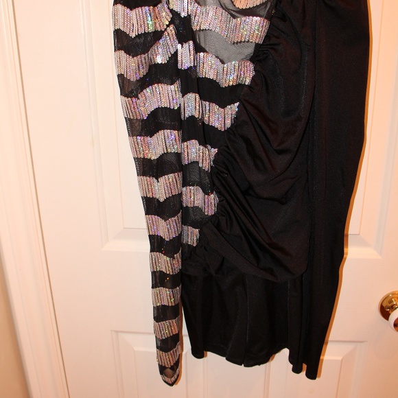 Dance Costume - Picture 2 of 2